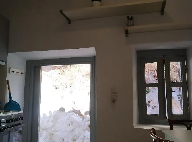 Kranai View Апартаменты Гитион